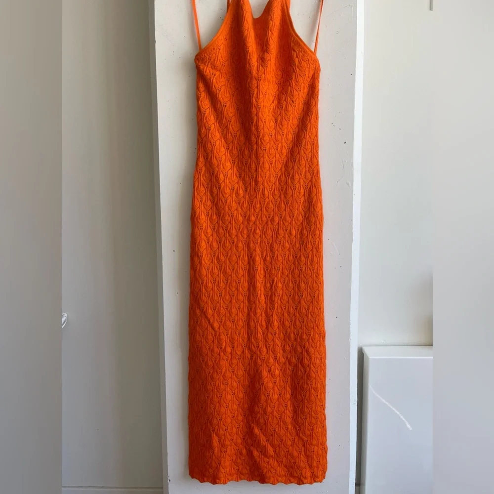 Alice + Olivia Jone Halter Neck Fitted Midi Dress in Sienna Size S - Picture 3 of 8